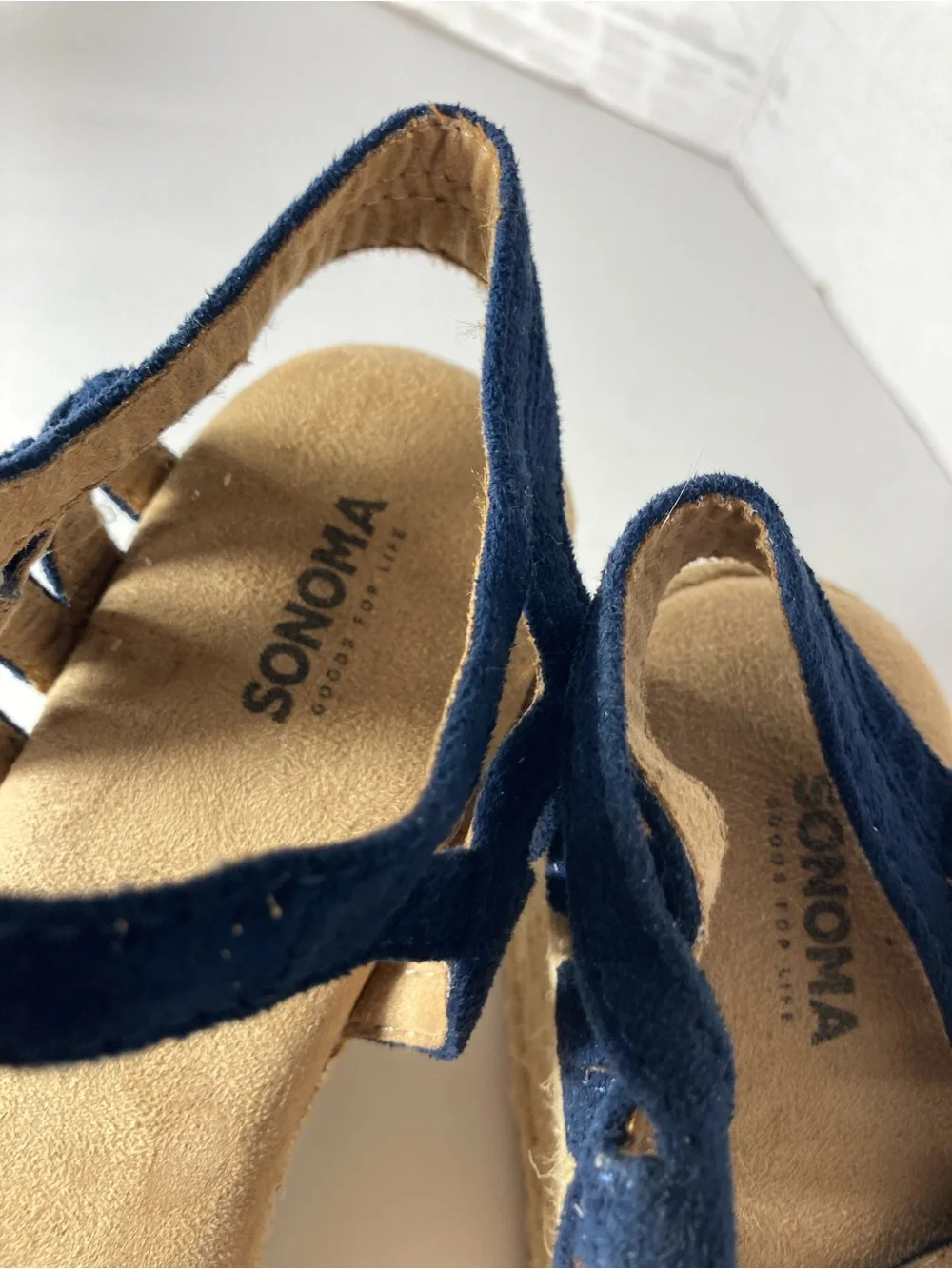 Sonoma womens straw woven wedge heel slingback sandals navy/tan US size 8 M